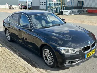 BMW 3-serie 318i Luxury