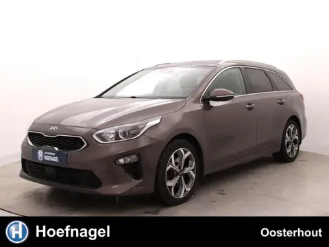 Kia Ceed Sportswagon 1.4 T-GDi DynamicLine | Automaat | Adaptive cruise control | Camera | Carplay |