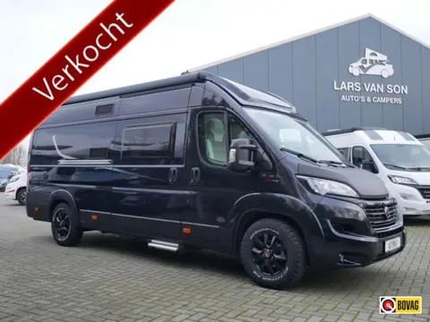 Karmann Davis 620, 9-Traps Automaat, Lengtebedden, Skyroof