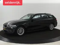 BMW 3-serie 318i Business Edition | Stoelverwarming | Camera |  Live Cockpit | Carplay | Navigatie |