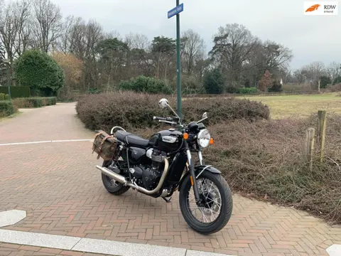 Triumph Bonneville T100-Bomvol opties-1e Eig-998 km-Incl Btw-02-2023
