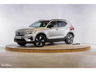 Volvo XC40 Recharge Twin Plus 82 kWh | Zwenkbare trekhaak | Adaptieve cruise | Blis | Full LED |