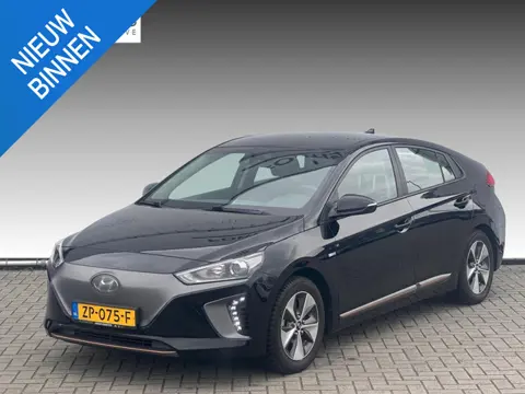 Hyundai IONIQ Comfort EV NL-AUTO | WINTERBANDEN | ECC