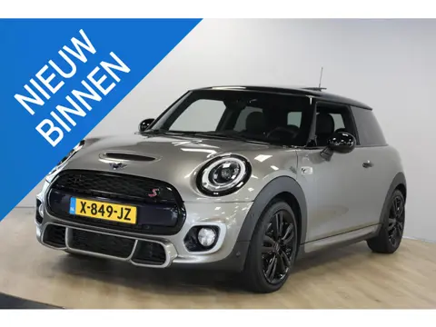 Mini Mini 2.0 Cooper S Chili Serious Business | Schuif- kanteldak | Harman/Kardon | JCW