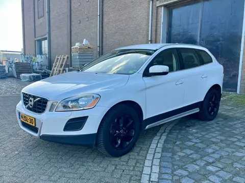 Volvo XC60 2.4 D5 AWD Summum