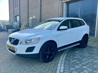 Volvo XC60 2.4 D5 AWD Summum