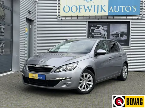 Peugeot 308 1.2 PureTech Style Clima Navi Camera Led