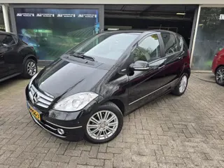 Mercedes-Benz A-klasse 160 Classic | AUTOMAAT | 12MND GARANTIE | AIRCO | LAGE KM | CRUISE | LMV |