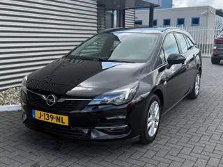 Opel Astra Sports Tourer 1.2 Business Executive