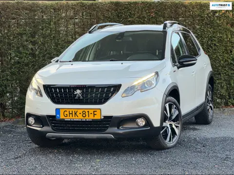 Peugeot 2008 1.2 GT-line AUTO.M/CARPLAY/GARANTY-RIJKLAAR!