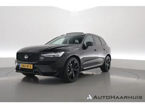 Volvo XC60 T8 Plug-in hybrid Plus Black Edition Luchtvering | Stoelventilatie | Elek. Trekhaak | Pan