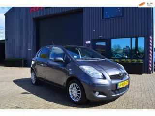Toyota Yaris 1.3 VVTi Comfort | 5 deurs | Airco | LMT wielen