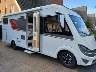 Bürstner Ixeo 728G 4030 (bj 2018)