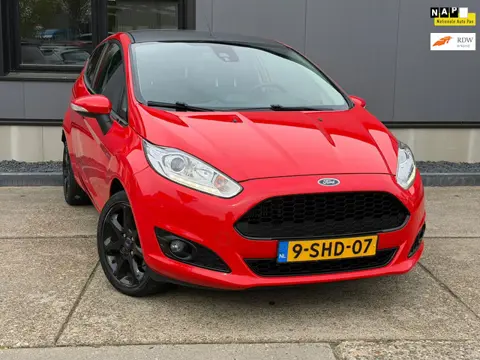 Ford Fiesta 1.0 EcoBoost Titanium/ navi / pdc / bleutooth