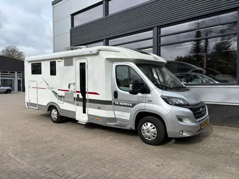 Adria CORAL S 670SL | AUTOMAAT | ENKELE BEDDEN | (bj 2015)
