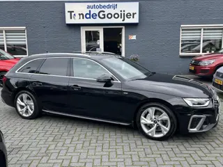 Audi A4 Avant 40 TFSi S-Tronic Quattro S-line | NAV | EL. TREKHAAK | STANDKACHEL |