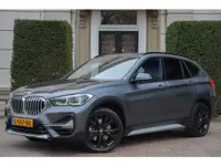 BMW X1 sDrive20i VDL Nedcar Edition LEDER | HEAD UP | STOELVERW | ORG NL 2E EIGN