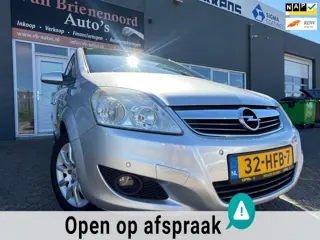 Opel Zafira 1.8 Temptation 7 Pers met parkeersensoren en airco en cruise controle