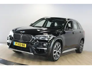 BMW X1 sDrive18i High Executive | Schuif-open dak | X-LINE | Leer | DAB+ | 19''