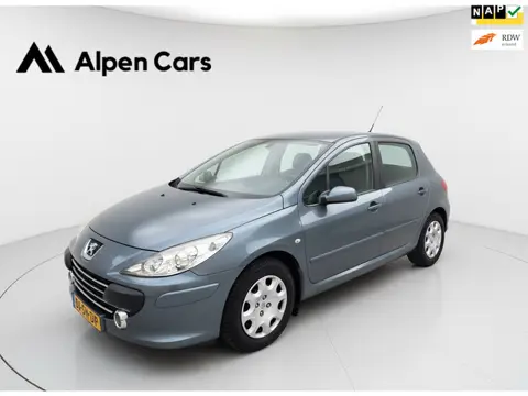 Peugeot 307 1.6-16V XS Airco / Cruise controle / Trekhaak / APK 04-2027