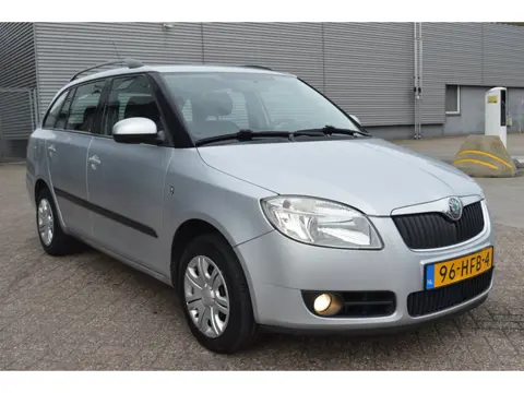Skoda Fabia Combi 1.4-16V Ambiente bj08 1ste eig dealer onderhouden