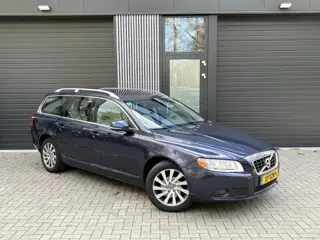 Volvo V70 1.6 T4 Summum
