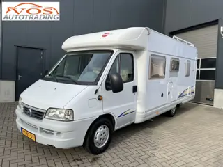 Bürstner TEILINTEGRIERT Standaard (bj 2004)