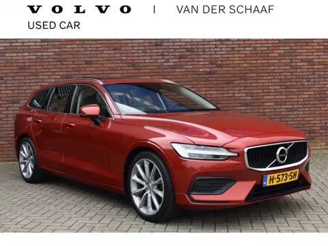 Volvo V60 T4 210PK Automaat Momentum Pro | Schuif-/kanteldak | 19'' | Polestar Optimalisatie |