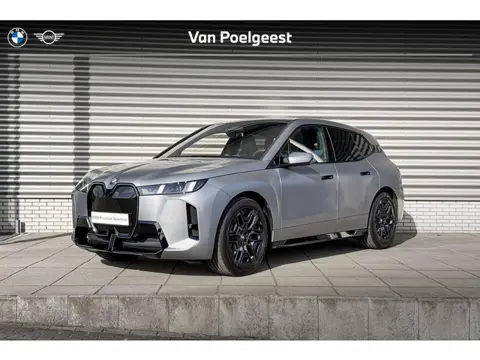 BMW iX xDrive60 112 kWh