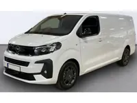 Opel Vivaro L3H1 145pk Automaat - Carplay - Stoel-stuurverwarming - Camera - Trekhaak afneembaar - P