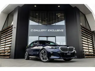 BMW 5 Serie 530e - M Sport | 360 Camera | Keyless | HUD