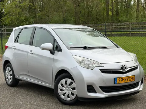Toyota Verso-S 1.3 VVT-i Comfort /Navi/Airco/