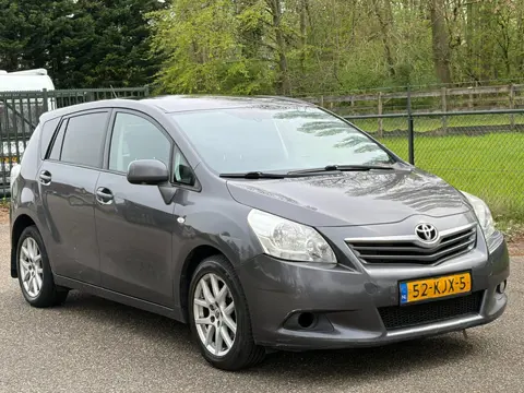 Toyota Verso 2.0 D-4D Panoramic 7p. /EXPORT/
