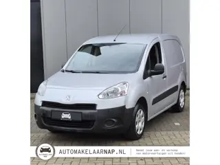 Peugeot Partner 120 1.6 VTi L1 XR / Org. NL / Lage km-stand / Schuifdeur / Trekhaak /