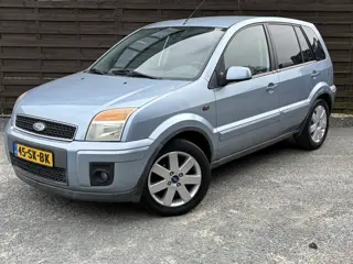 Ford Fusion 1.4-16V Futura / Trekhaak / AC / NAP (bj 2006)