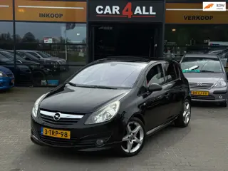 Opel Corsa 1.6-16V GSI PANO/PDC/NAVI/XENON/RODE GORDELS/LMVELGEN/APK 22-8-2026