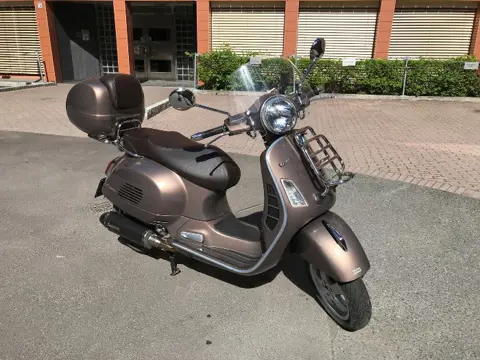 Scooter Vespa GTS 300 Touring ABS / ASR