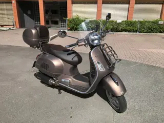 Scooter Vespa GTS 300 Touring ABS / ASR