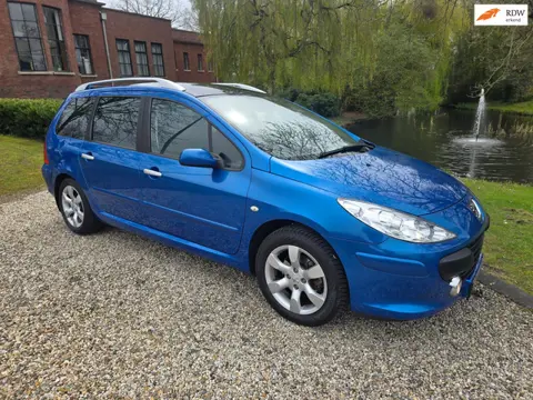 Peugeot 307 SW 1.6-16V PANORAMA 7-Persoons *apk:01-2027*