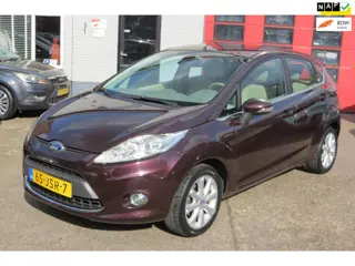Ford Fiesta 1.4 Ghia , 59.000 KM , Trekhaak
