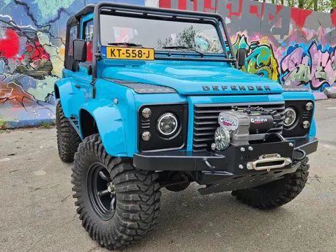 Land Rover Defender 90 soft top custom 2.4 TD 4 zits Miami Blue