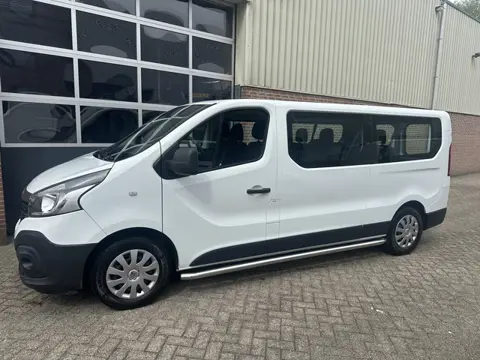 Renault Trafic Passenger 1.6 dCi L2 9 persoons 19.950 incl BTW/BPM Airco,Cruise,Nav,Pdc,Trekh