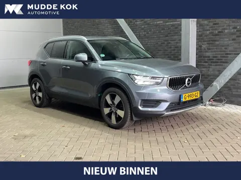 Volvo XC40 T4 Momentum | Trekhaak | Camera | Getint Glas | Keyless | Apple Carplay