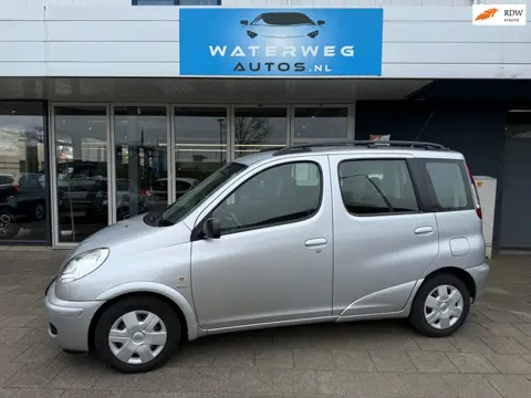 Toyota Yaris Verso 1.3 VVT-i Sol AIRCO|ELK. RAMEN|CNTR.DEUR