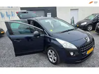 Peugeot 3008 1.6 VTi Première Hoge instap zeer netjes