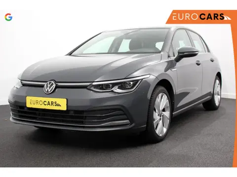 Volkswagen Golf 1.5 eTSI 150pk DSG Style Navigatie Apple Carplay/Android Auto Parkeersensoren Camera