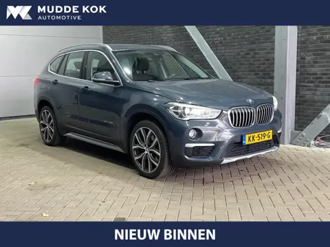 BMW X1 sDrive20i Centennial High Executive | Panoramadak | Head-Up | Vol-Leder | Stoelverwarming