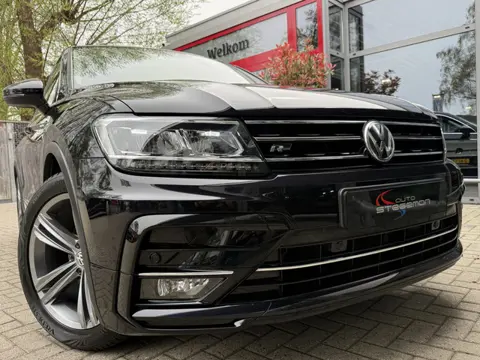 Volkswagen Tiguan 1.4 TSI ACT 150PK AUT. *!* R-LINE *!* NAVI/ CARPLAY/ LED/ CAMERA/ MASSAGE *!*