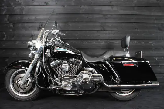 Harley-Davidson FLHRT Road King (2003)
