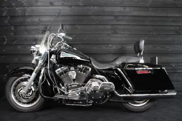 Harley-Davidson FLHRT Road King (2003)